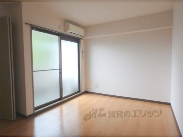 居室・リビング　洋室