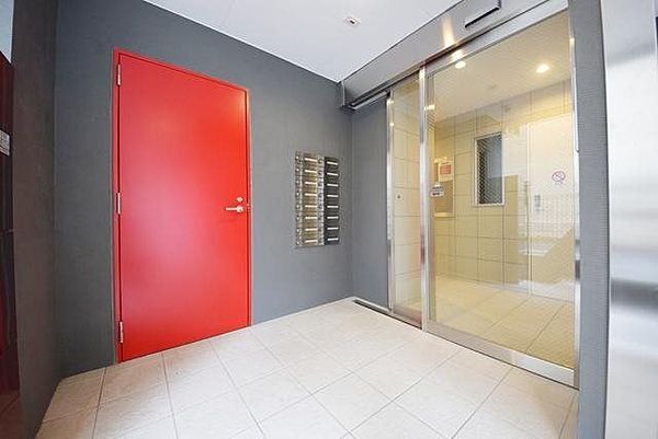 エントランス　エントランス