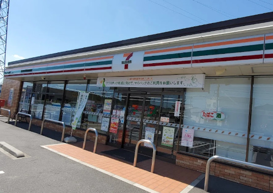 コンビニ　セブンイレブン 里庄町手の際店（コンビニ）まで654m