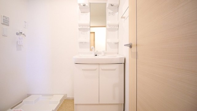 洗面設備　忙しい朝には欠かせない洗面所です