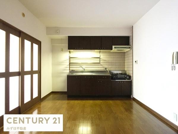 居室・リビング　DK　6帖