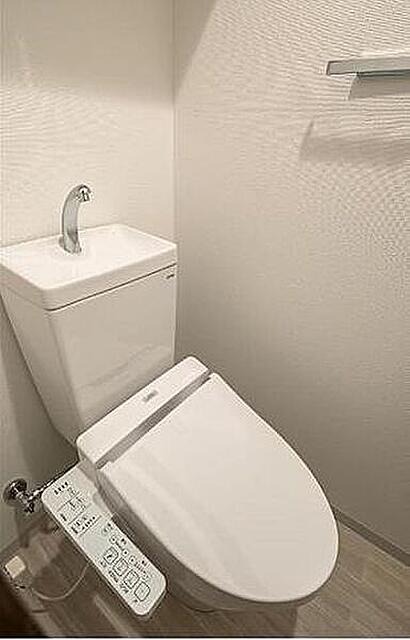 トイレ　（別タイプ参考写真）巣鴨レジデンス壱番館　 豊島区巣鴨３