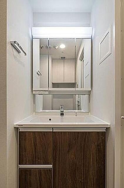 洗面設備　（別タイプ参考写真）巣鴨レジデンス壱番館　 豊島区巣鴨３