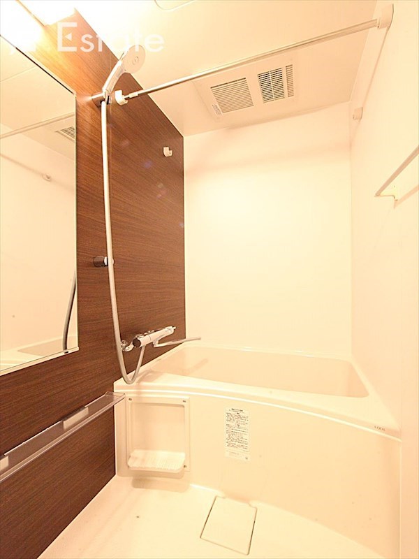 バス・シャワールーム　バスルーム