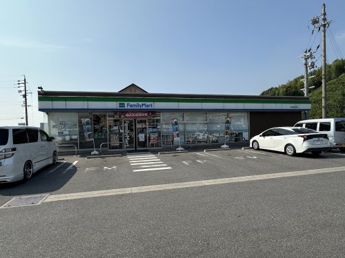 コンビニ　ファミリーマート 高横須賀駅東店（コンビニ）まで1680m