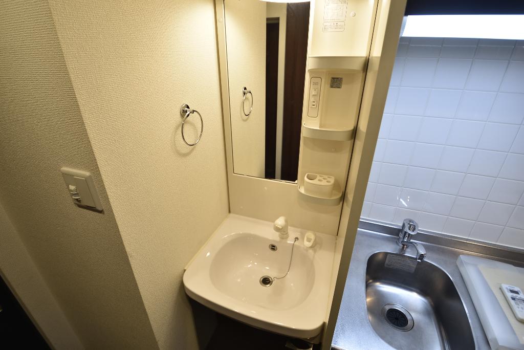 洗面設備　洗髪洗面化粧台