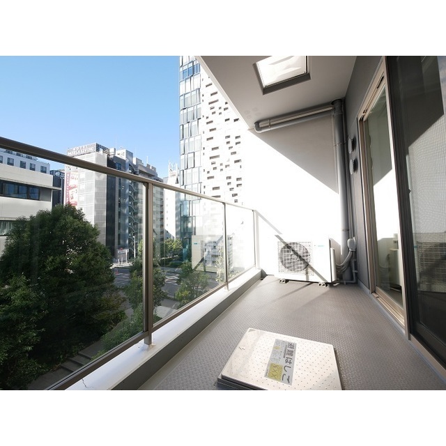 バルコニー　バルコニー