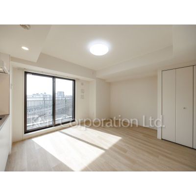 居室・リビング　同タイプ10階のお部屋を撮影。仕様が異なることがあります。