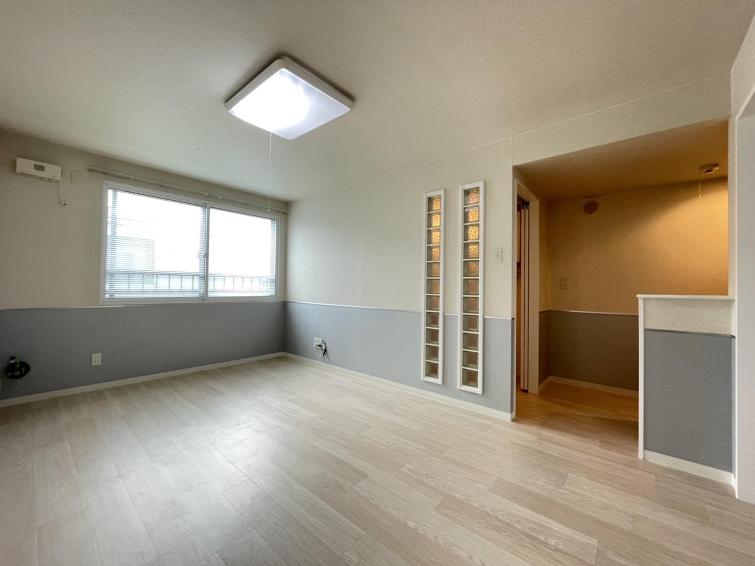 居室・リビング　他号室のお写真です。参考にご覧下さい。