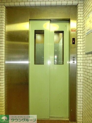 その他共有部分　エレベーター　※2021年8月撮影