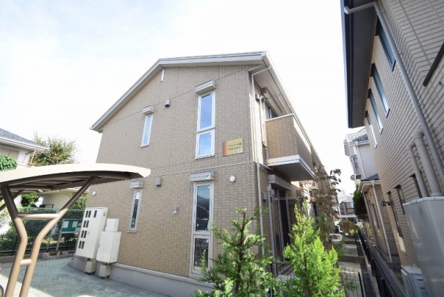 建物外観　閑静な住宅街