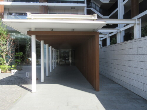 その他　エントランス