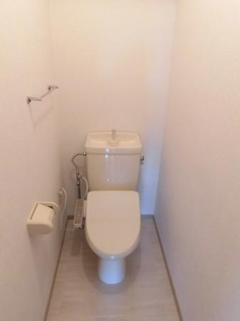 トイレ　シンプルで使いやすいトイレです