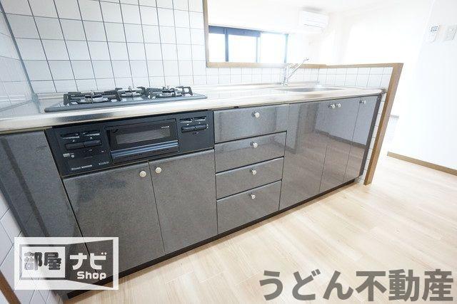 キッチン　うどん県のお部屋探しはうどん不動産へ うどんちゃんとLINE