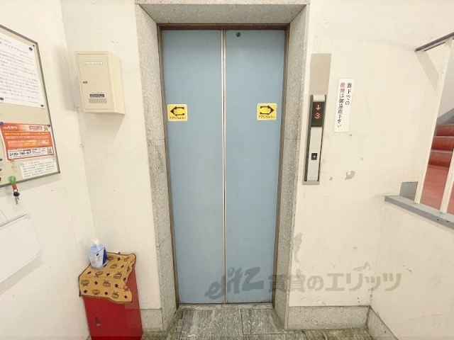 その他　エレベーター
