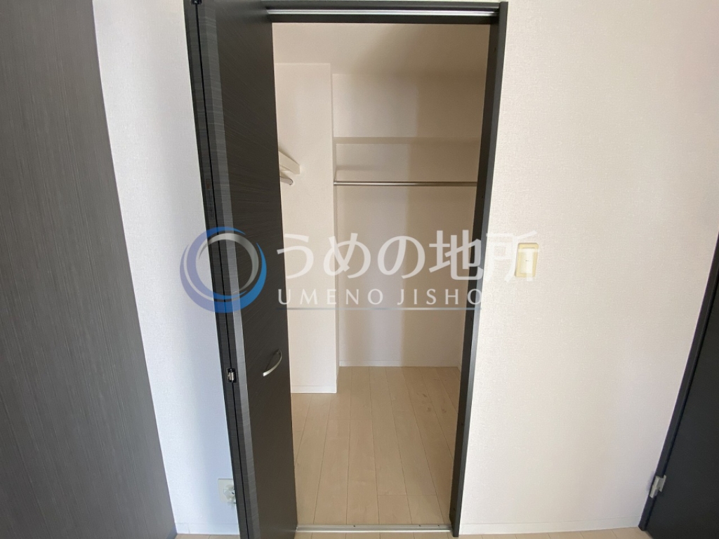 収納　ウォークインクローゼット