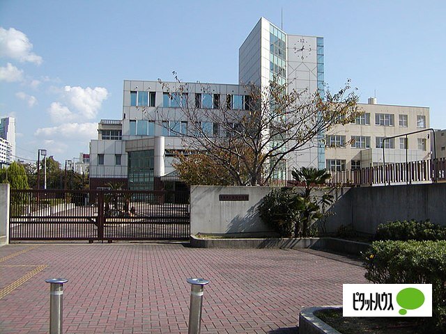 中学校　大阪市立難波中学校（中学校）まで497m