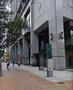 銀行　西日本シティ銀行博多支店（銀行）まで857m