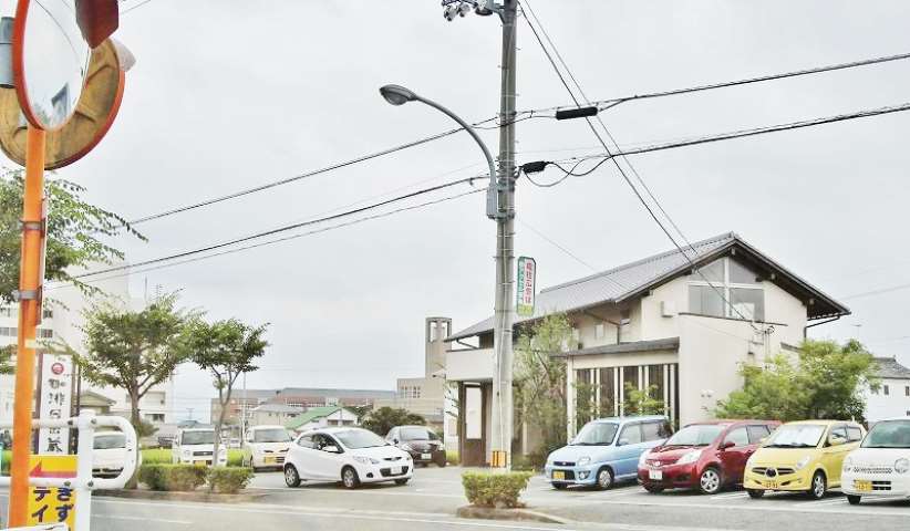 飲食店　珈琲日出蔵本店（飲食店）まで881m