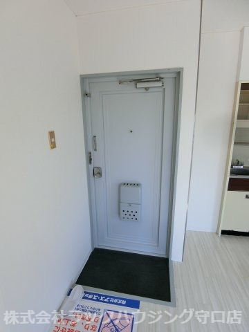 玄関　【お部屋さがしはラックハウジングにお問合せ下さいませ♪】