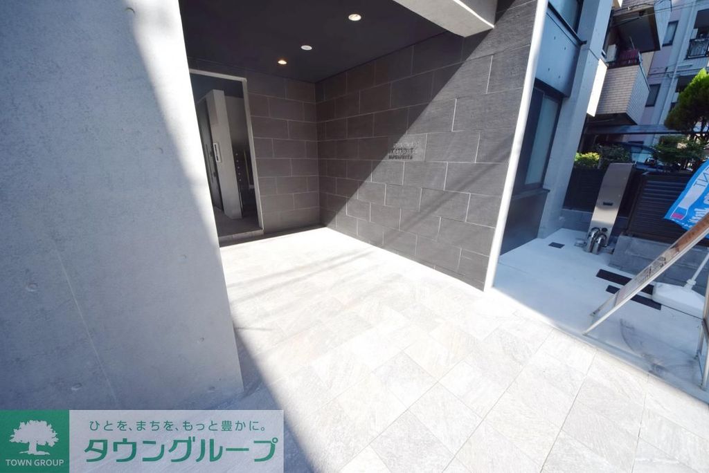 エントランス　エントランス