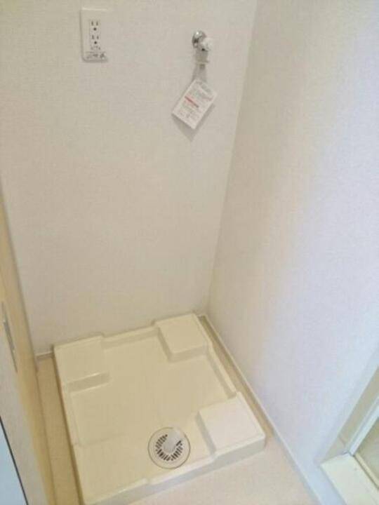 洗面設備　洗濯機置場