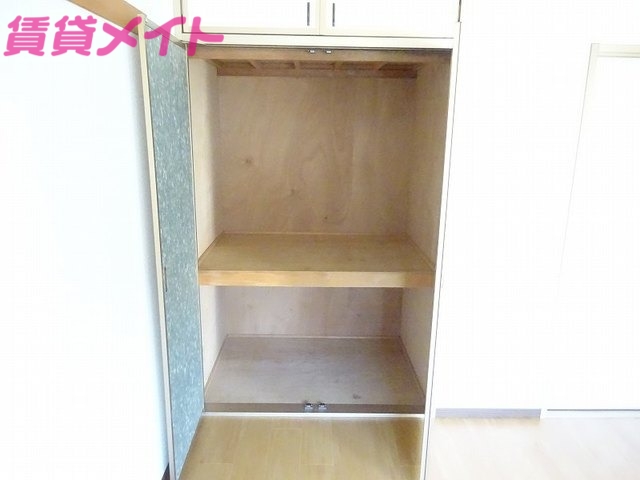 収納　同タイプ部屋写真です。