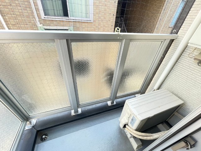 バルコニー　キッチン