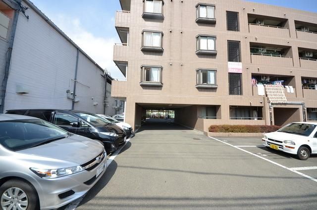 駐車場　★お問い合わせはタウンハウジングまで★