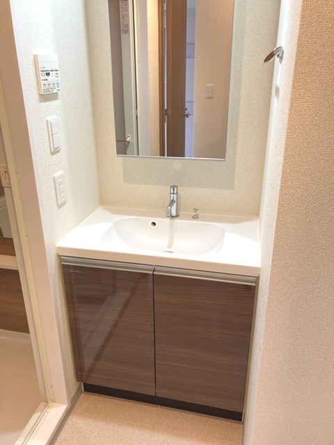 洗面設備　※写真は同タイプ住戸です。
