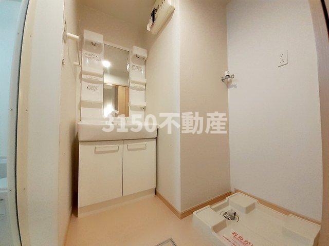 洗面設備　広い洗面スペース