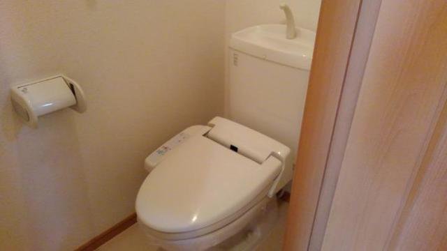 トイレ　シンプルで使いやすいトイレです