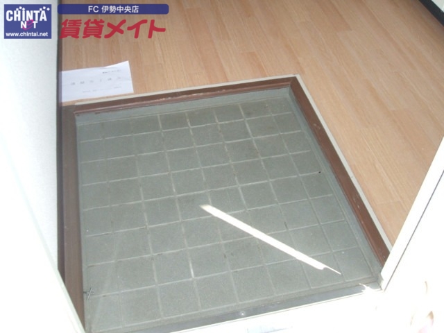 玄関　同型