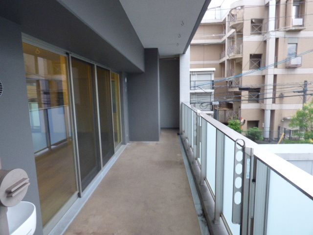 バルコニー　※別号数室内写真※