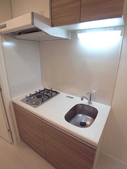 キッチン　※反転タイプの写真を使用しています。
