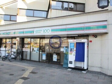 コンビニ　ローソンストア100九条河原町店（コンビニ）まで274m