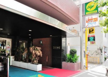 スーパー　ココスナカムラ麹町店（スーパー）まで240m