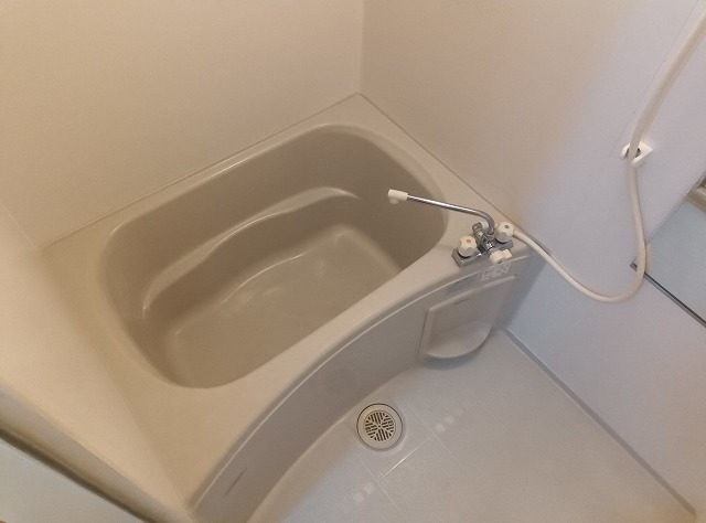 バス・シャワールーム　給湯式バスルーム