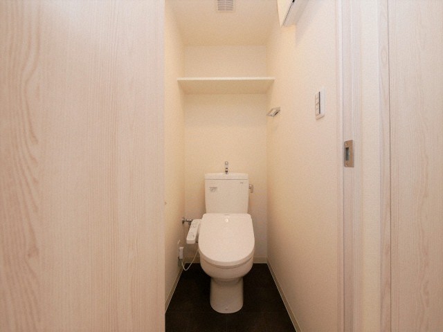 トイレ　シンプルで使いやすいトイレです
