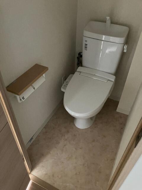 トイレ　他号室　同施工参考写真