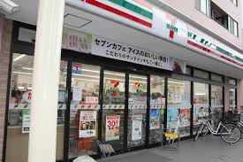 コンビニ　セブンイレブン向島店（コンビニ）まで75m