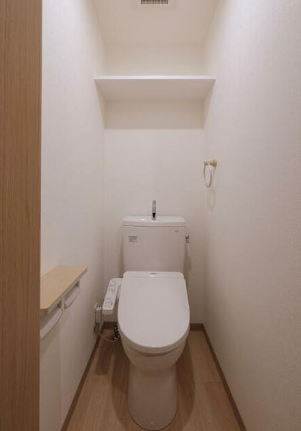 トイレ　（別タイプ参考写真）桜坂第３ハイツ　豊島区北大塚3