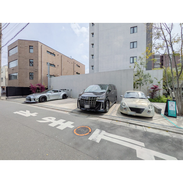 駐車場　駐車場完備です