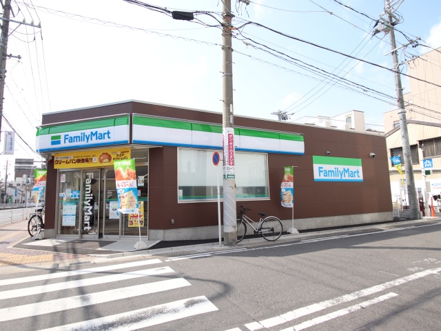 コンビニ　ファミリーマート 鳥居通店（コンビニ）まで200m
