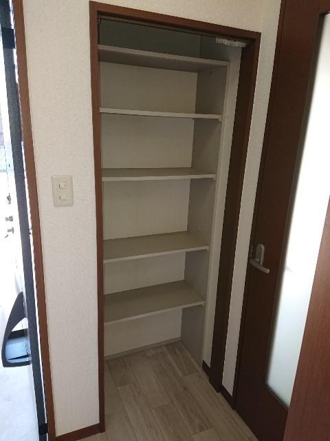 玄関　収納