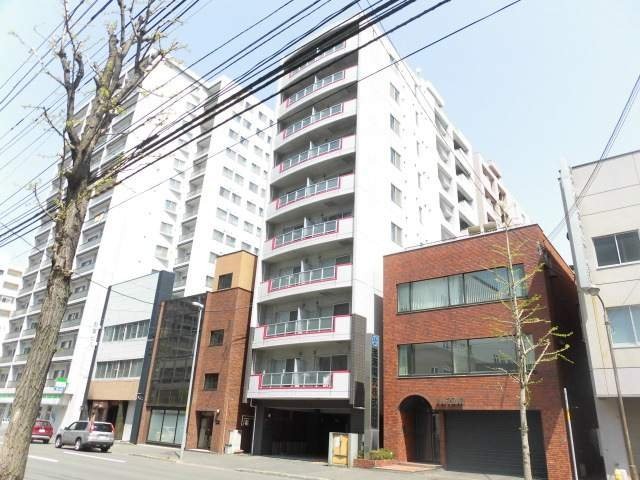 Space北3条の外観写真