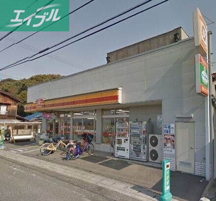 コンビニ　ヤマザキショップ（コンビニ）まで1361m