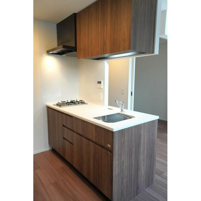 J.GRAN Court 品川西大井WEST 部屋番号:101のキッチン写真