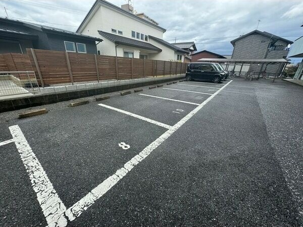ローズ IIIのその他写真