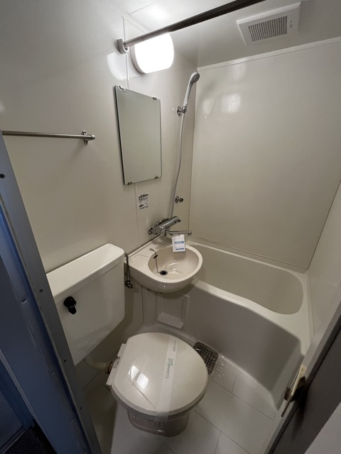 バス・シャワールーム　別部屋参考写真